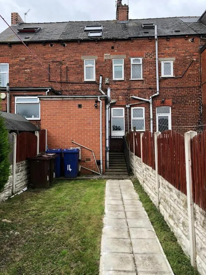 5/6 Bed House Barnsley Centre Villa United Kingdom